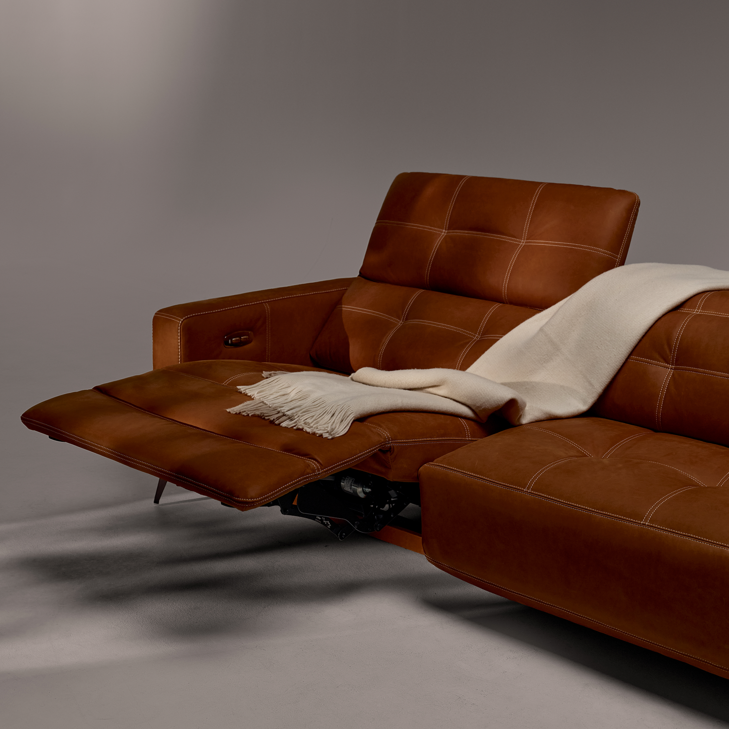 Reclining Sofas + Recliners