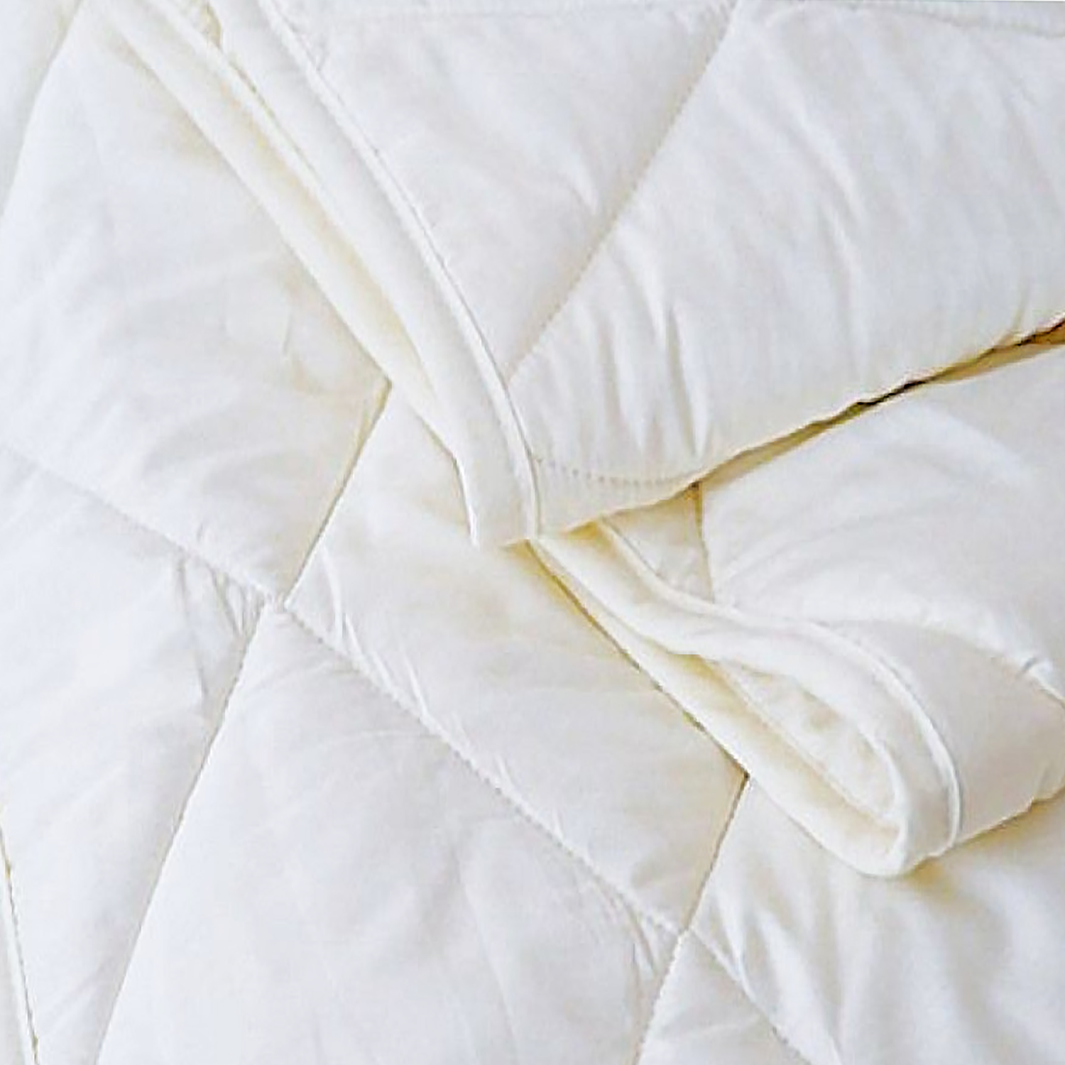 Vispring Skirted Quilted Mattress Protector