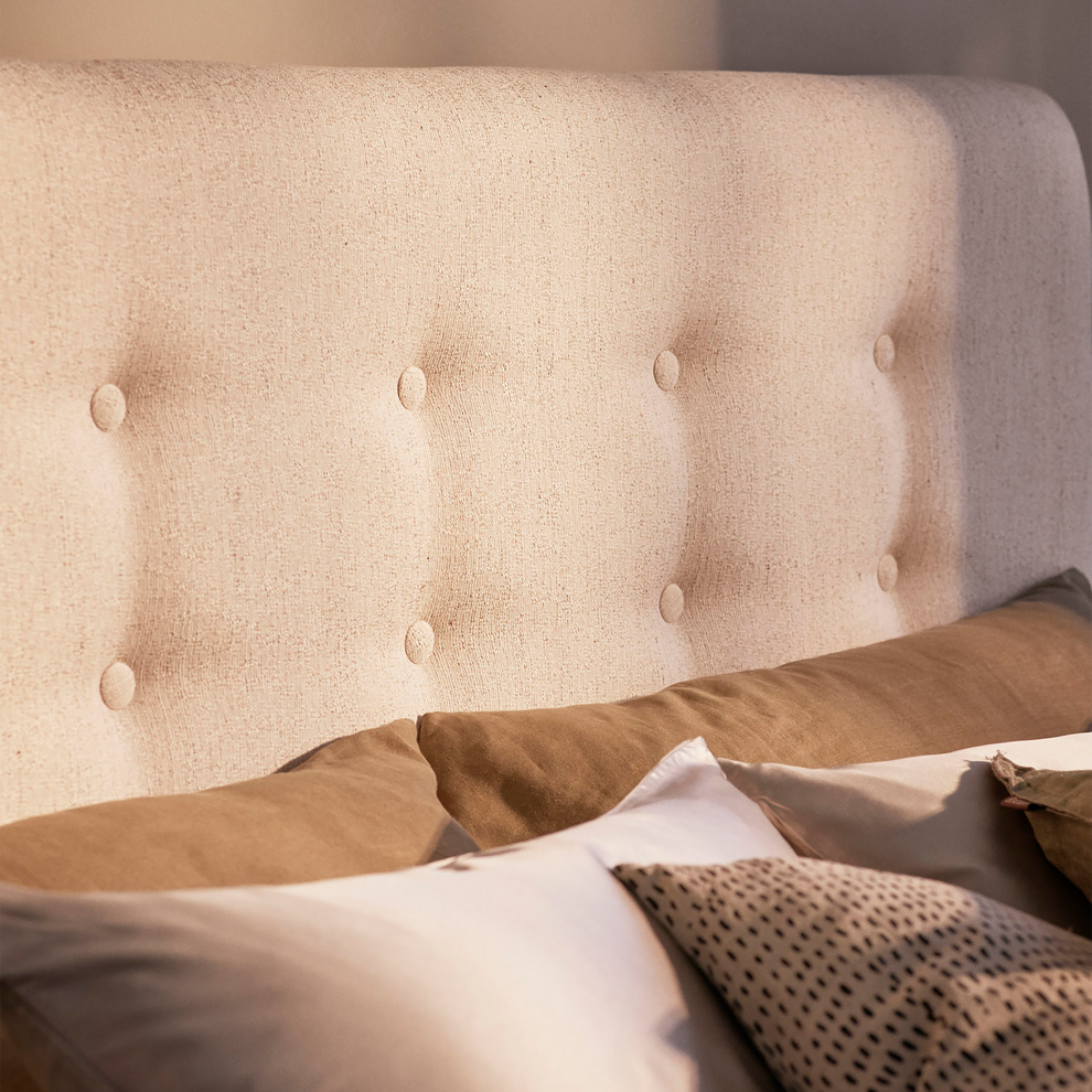 Tiara – Bedroom & More